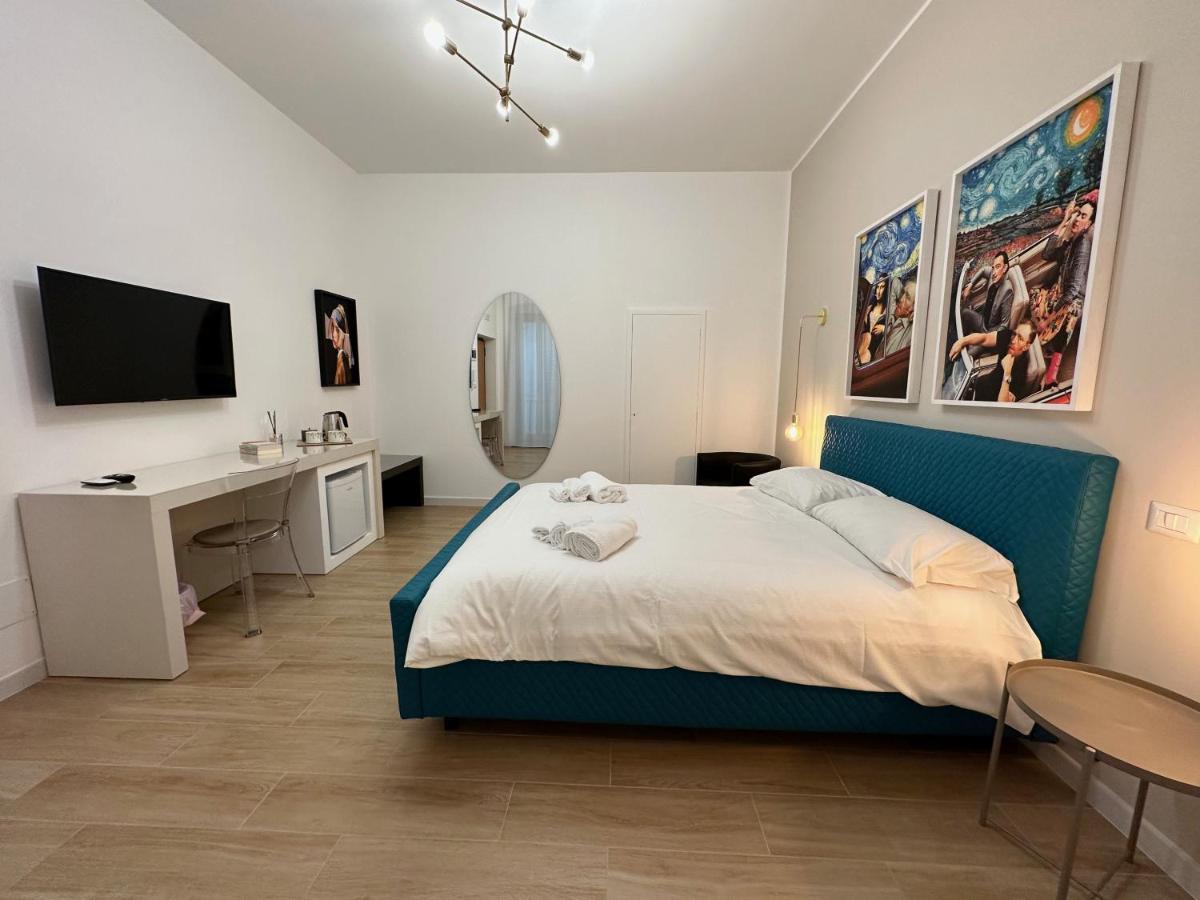 Nouvelle Vag - Apartment & Room Трані Екстер'єр фото