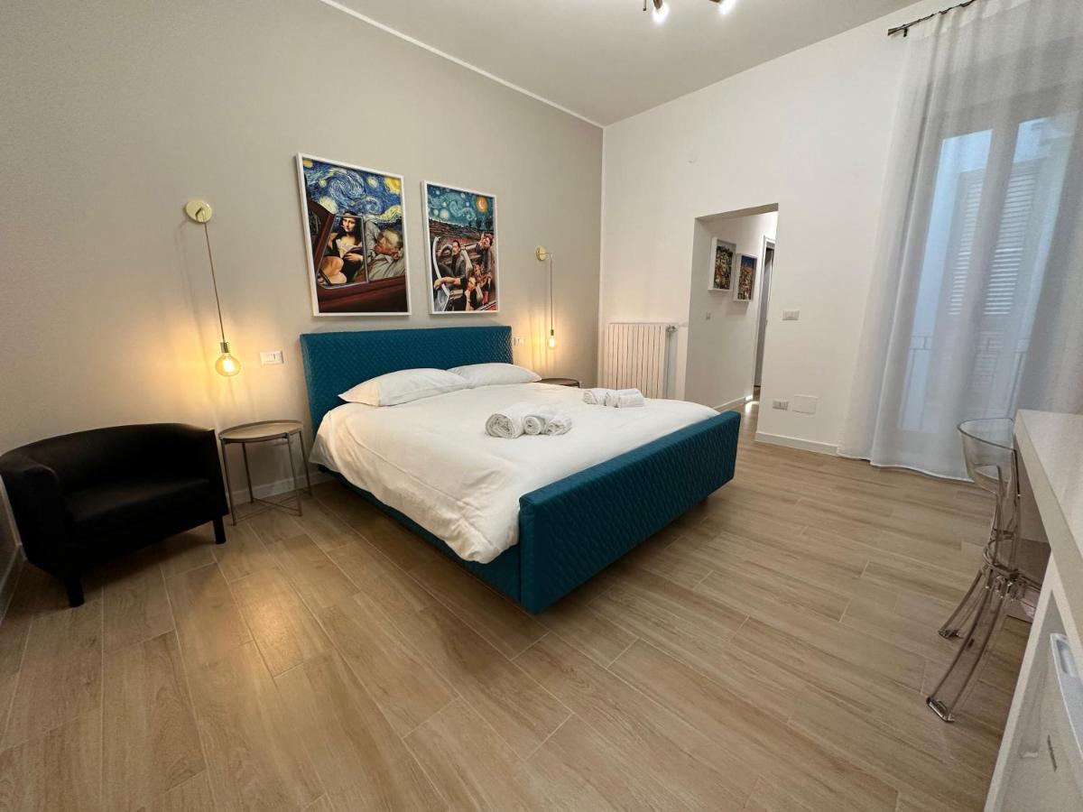 Nouvelle Vag - Apartment & Room Трані Екстер'єр фото