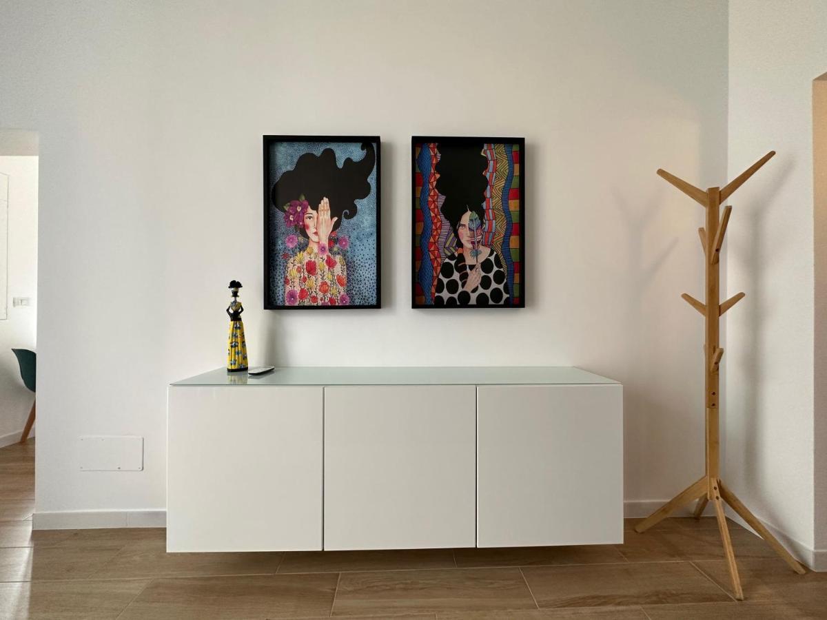 Nouvelle Vag - Apartment & Room Трані Екстер'єр фото