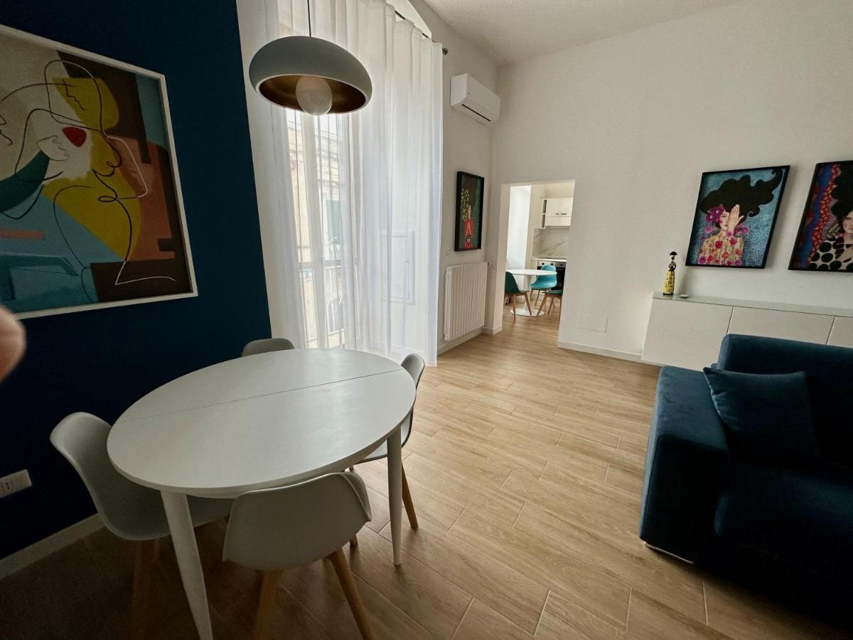 Nouvelle Vag - Apartment & Room Трані Екстер'єр фото
